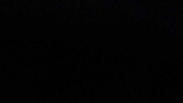 Aunque no ha revelado nombres, los fans especulan que podría tratarse de su expareja Rauw Alejandro o de alguno de sus romances recientes.