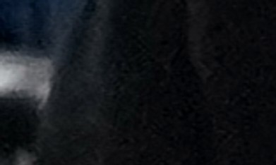 En uno de los borradores, fechado en 2013, Epstein alegaba que Gates mantenía relaciones extramatrimoniales y describía una supuesta relación que iba desde "ayudar a Bill a conseguir drogas (…) hasta facilitar sus aventuras ilícitas".