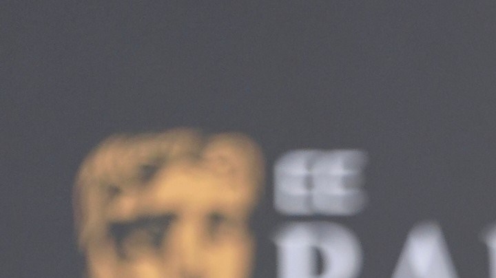 La BBC se disculpó el lunes por su manejo del incidente ocurrido el domingo, en el que el activista con síndrome de Tourette, John Davidson, pronunció la palabra “nigger”, un término racialmente despectivo hacia las personas negras.