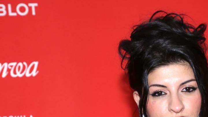 Cazzu comparó la canción de 'Rosita' con un crimen y se intensificó el drama.