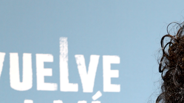 Lissette Eduardo Cleto, mejor conocida como “Chiky Bombom”, desmintió los rumores de su supuesto despido de Telemundo.