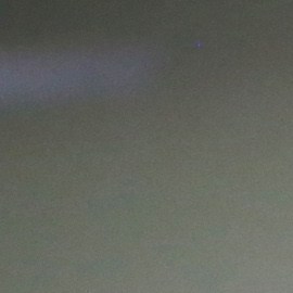 Las críticas de Julián Gil han levantado un fuerte revuelo en redes sociales, de fans que coinciden con su opinión y otros que defienden el proyecto de Alofoke.