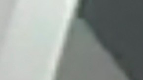 Esta imagen fija de la cámara corporal de un policía, proporcionada por el Departamento de Policía de Sag Harbor, muestra a Justin Timberlake tras su arresto por la policía en Sag Harbor, Nueva York, el 18 de junio de 2024. (Departamento de Policía de Sag Harbor vía AP).