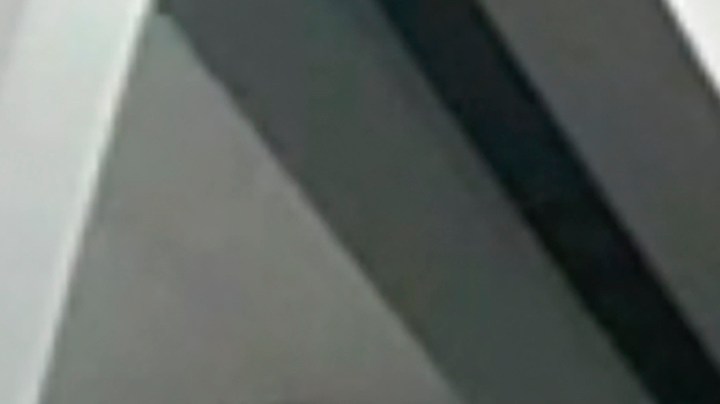 Esta imagen fija de la cámara corporal de un policía, proporcionada por el Departamento de Policía de Sag Harbor, muestra a Justin Timberlake tras su arresto por la policía en Sag Harbor, Nueva York, el 18 de junio de 2024. (Departamento de Policía de Sag Harbor vía AP).