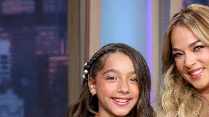 Adamari López celebra el cumpleaños de Alaïa con emotivo festejo y exclusivo obsequio.