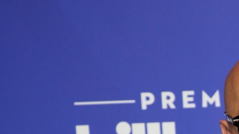 Carlos Adyan le hace invitación a Lupillo Rivera para que asista a Telemundo.