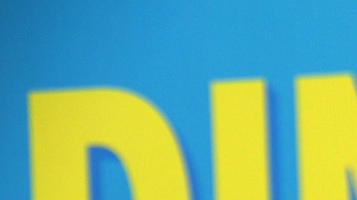 El “Gallito Feliz” ha vuelto a encontrar la estabilidad al lado de Victoria Kühne, una empresaria y productora que no solo ha conquistado al cantante, sino que ya cuenta con el visto bueno absoluto de su famosa suegra.