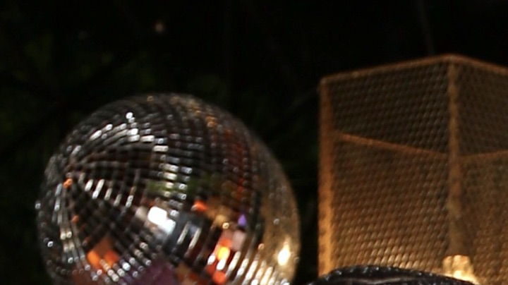 Chyno y Nacho regresan a sus raíces con el lanzamiento de su nuevo disco "Radio Venezuela", un disco que supone el primer álbum del dúo venezolano después de seis años de recuperación de Chyno, a raíz de las secuelas (neuropatía periférica) sufridas a raíz del Covid/Miami, 8 de abril 2026.