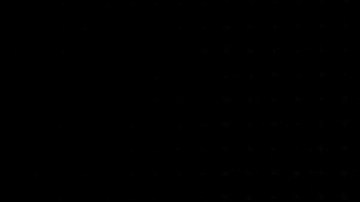 Un breve fragmento musical acompañó el anuncio, dejando oír su voz en susurros sobre una base electrónica de ritmo hipnótico.