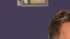 Alejandro Sanz aparece en el libro de 'Los novios de Felipe VI'.