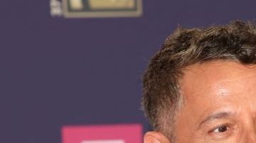 Alejandro Sanz aparece en el libro de 'Los novios de Felipe VI'.