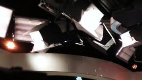 ¡Siéntese quien pueda! supera en rating a Telemundo y Jorge Bernal presume el triunfo.