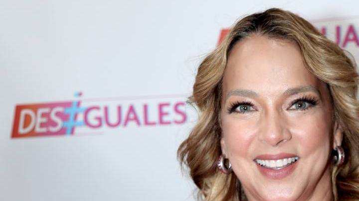 Adamari López se apoderó de la pantalla de TelevisaUnivision con cinco programas.
