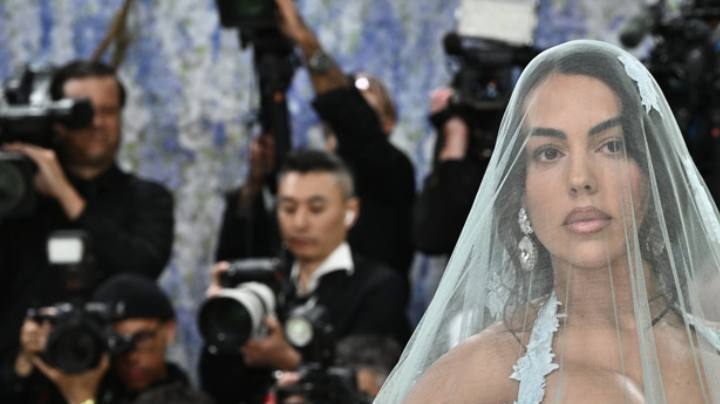 El llamativo rosario de Georgina Rodríguez en la Met Gala 2026 supera los $8 millones.
