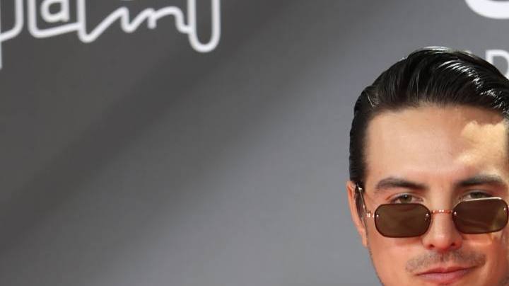 Vadhir Derbez asegura que fue extorsionado con impresionante suma en dólares.