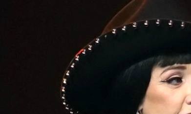Susana Zabaleta revive el hate contra Ángela Aguilar.