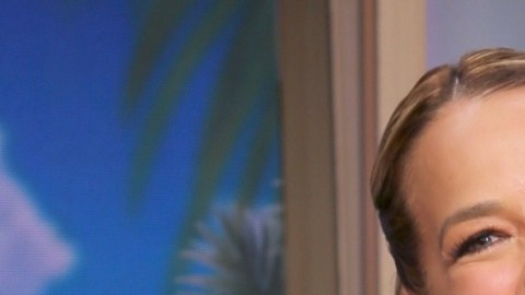 Adamari López frena la polémica sobre sus supuestos ataques contra los mexicanos.