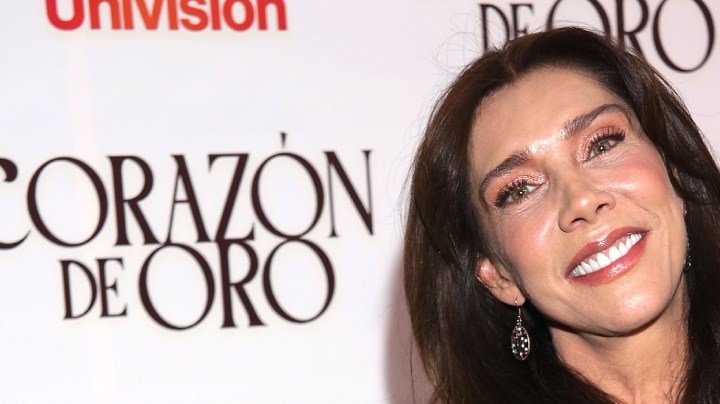 Ese Pérez se disculpó con Cynthia en la cena de nominados de 'LCDLFMx'.