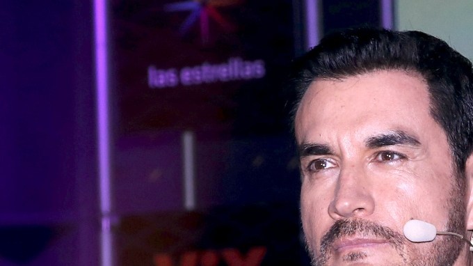 David Zepeda hace frente a los rumores de su orientación sexual.