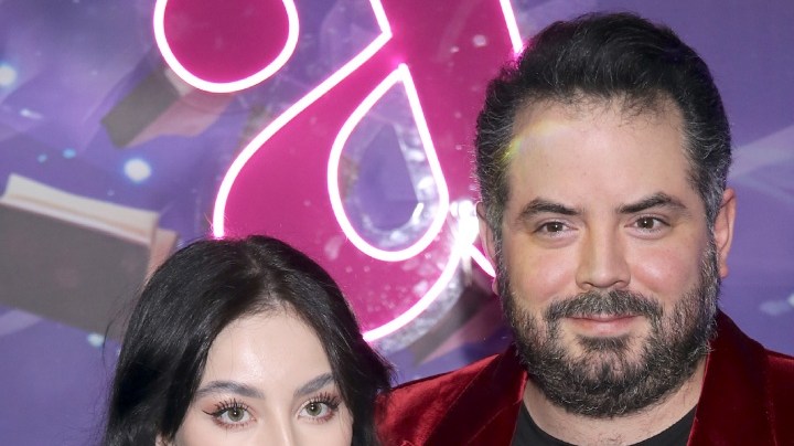 Paola Dalay y José Eduardo Derbez siguen juntos.