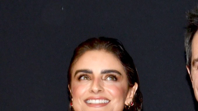Aislinn Derbez y Mauricio Ochmann responden a los rumores de reconciliación.