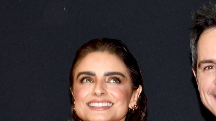 Aislinn Derbez y Mauricio Ochmann responden a los rumores de reconciliación.