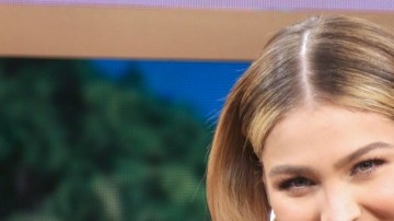 Carolina Sandoval responde ante la duda de Migbelis Castellanos sobre la exposición de su noviazgo.