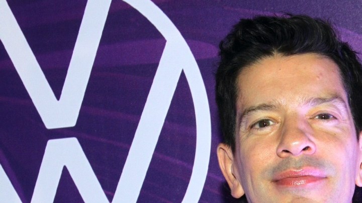 Yahir sale de 'LCDLFMx' y el público critica los resultados.